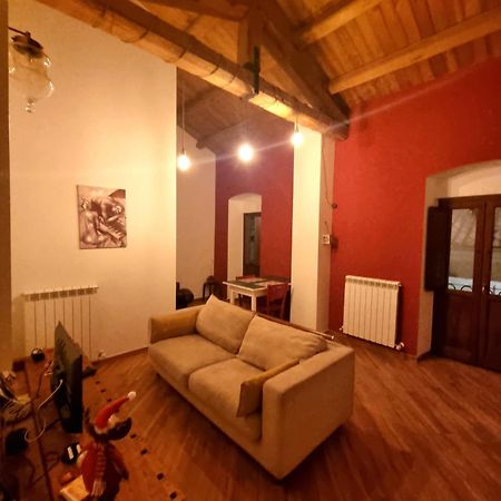 Civico16 Appartamento LʼAquila Exteriör bild